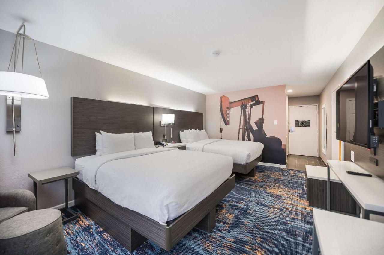 Clarion Pointe 3* Marshall